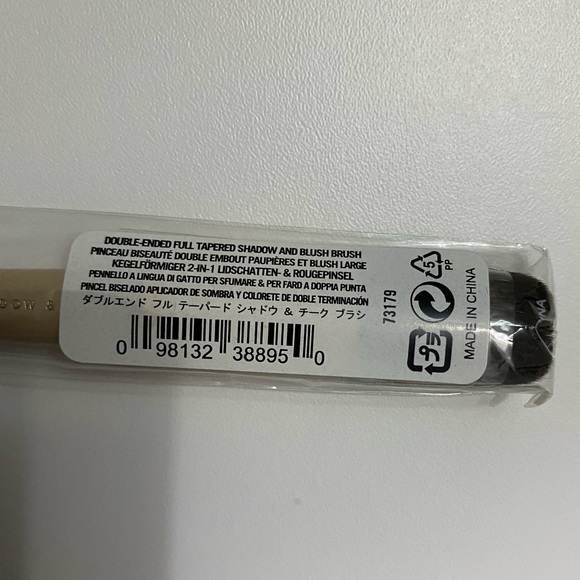 NWOT bareMinerals Shadow and Blush Brush - Picture 2 of 2